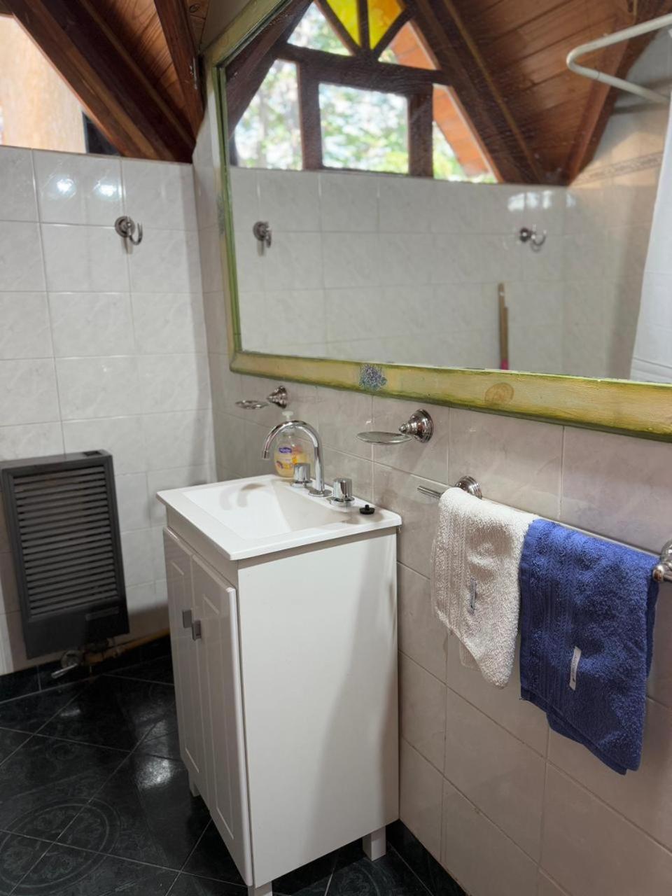 Casa Departamento En El Bosque Lejlighed Ushuaia Eksteriør billede